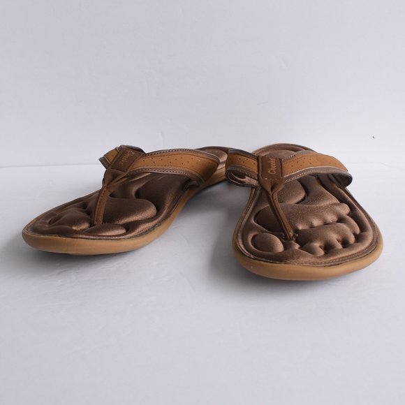 cheeks barefoot flip flops